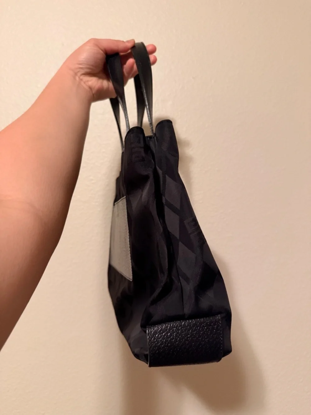 Vintage Givenchy Handbag - Picture 4 of 15